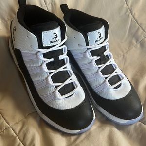 BOYS Shaq sneakers